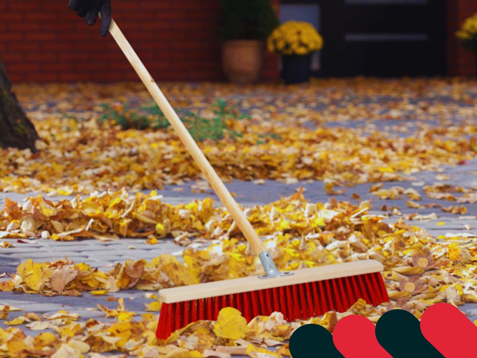 Uličná metla na dlažbu | Kotarbau