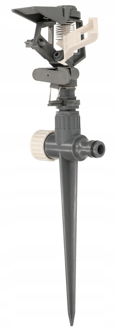 360° pulzujúci postrekovač trávnika