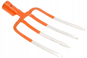 Vidly so 4 hrotmi na prekopávanie poľnohospodárskeho kompostu