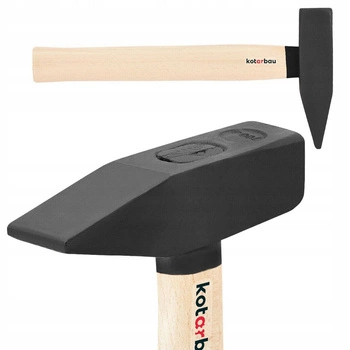 Zámočnícke kladivo oceľové 0,7 kg pribíjanie drevená rukoväť