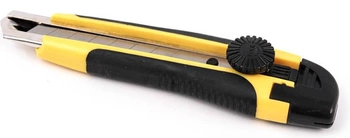 Univerzálny nôž na tapety s odlamovacím kolieskom na zaistenie čepele 18 mm