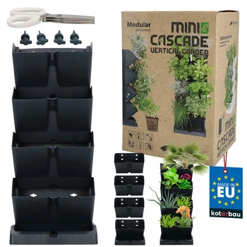 Kaskádové bylinkové kvetináče vertikálne